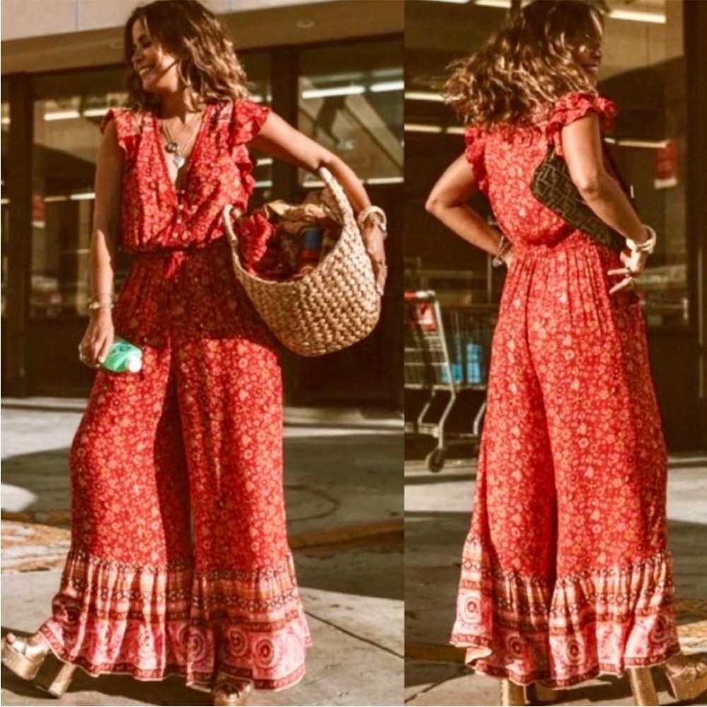 Rare Spell Dahlia Jumpsuit size S